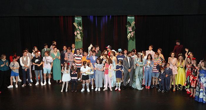 ACESANC reúne a cerca de 400 personas en el desfile de presentación de la temporada primavera-verano