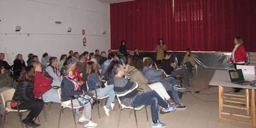 Barajas de Melo acoge una charla informativa sobre la instalación de una granja porcina intensiva