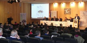 Cerca de 200 personas están presentes en las Jornadas Técnicas de Automoción del Pedro Mercedes