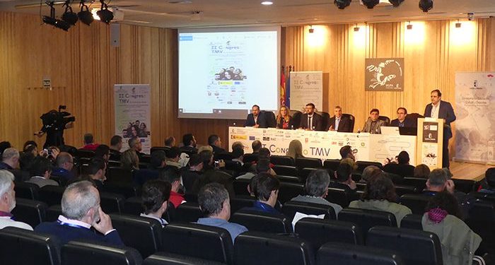 Cerca de 200 personas están presentes en las Jornadas Técnicas de Automoción del Pedro Mercedes