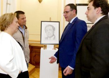 Diputación de Cuenca abre sus puertas a una exposición benéfica de la Venerable Hermandad del Prendimiento de Jesús