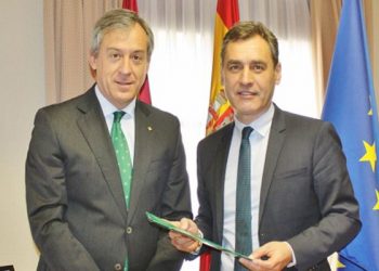 Eurocaja Rural entrega su Memoria Anual al delegado del Gobierno en CLM