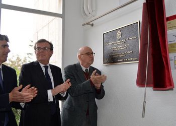 La Escuela de Ingeniería Minera e Industrial de Almadén, homenajeada por la Real Academia de Ingeniería