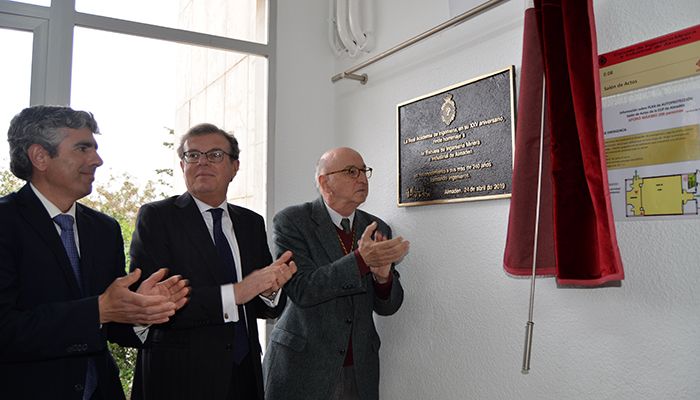 La Escuela de Ingeniería Minera e Industrial de Almadén, homenajeada por la Real Academia de Ingeniería