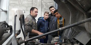 Los alumnos del Hervás y Panduro conocen el funcionamiento de las empresas con CEOE-Cepyme Cuenca