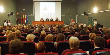 Marta Robles reflexiona, junto a 20 clubs de lectura, sobre el mal y las obsesiones presentes en su novela ‘La Mala Suerte’