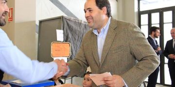 Núñez anima a la participación en las elecciones generales a todos los castellanomanchegos y confía en que la jornada se desarrolle sin incidencias