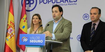 Núñez asegura que ha quedado patente que la división del voto del centroderecha ha provocado que Pedro Sánchez vaya a ser presidente del Gobierno