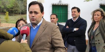 Núñez garantiza que Pablo Casado no permitirá que a nuestros agricultores se les recorte ni un solo euro de su PAC