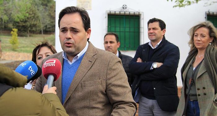 Núñez garantiza que Pablo Casado no permitirá que a nuestros agricultores se les recorte ni un solo euro de su PAC