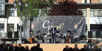 Pérez Henares defiende la literatura como el último refugio de la libertad frente a la “opresión de lo políticamente correcto”