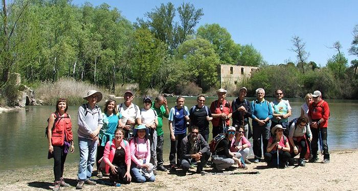 Sisante y El Picazo disfrutaron de una buena jornada del Campus Diputación de Cuenca de Senderismo