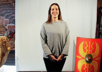 Valeria se vuelca en la búsqueda de Romanos