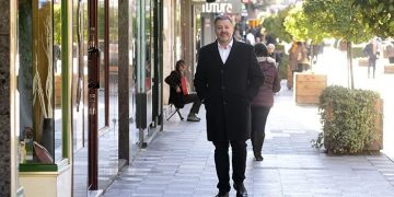 Dolz propone un plan de apoyo al comercio local y el “embellecimiento” de Carretería y la zona centro