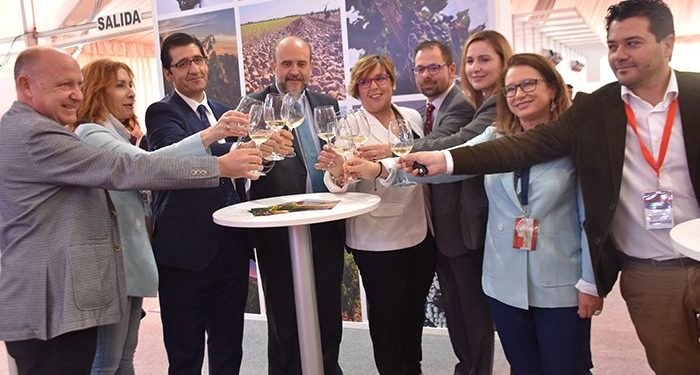 El Gobierno de Castilla-La Mancha resolverá este viernes la convocatoria de incorporación de jóvenes al sector agrario