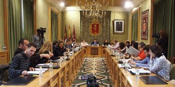 El Pleno del Ayuntamiento de Cuenca aprueba la modificación de un préstamo para la construcción de la conserjería del IES Alfonso VIII