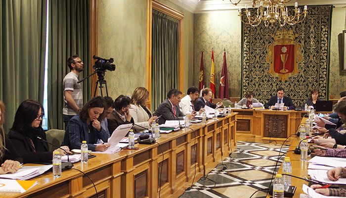 El PP en el Ayuntamiento de Cuenca denuncia que el candidato socialista Dolz vuelva a apropiarse de iniciativas y proyectos del Partido Popular