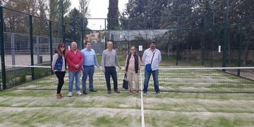 En funcionamiento la nueva pista de pádel de Huete
