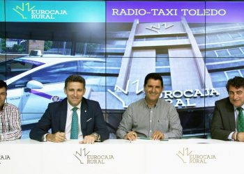 Eurocaja Rural y Radio Taxi Toledo renuevan su convenio para potenciar el servicio al cliente