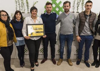 García Casado muestra su satisfacción por la buena marcha de los premiados en el Concurso Lanzadera de Diputación