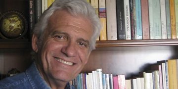 La RACAL presenta la antología poética “Leer después de quemar” del escritor valenciano Rafael Soler