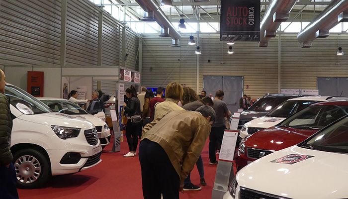 Los concesionarios cierran sus primeras ventas en la segunda edición del Auto Stock Cuenca