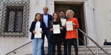 Los parlamentarios socialistas por Cuenca recogen sus credenciales para el Congreso de los Diputados y el Senado