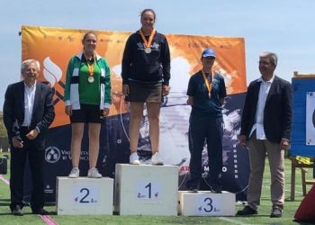 Lucía Alejo, alumna de la UCLM, campeona de España universitario de tiro con arco compuesto