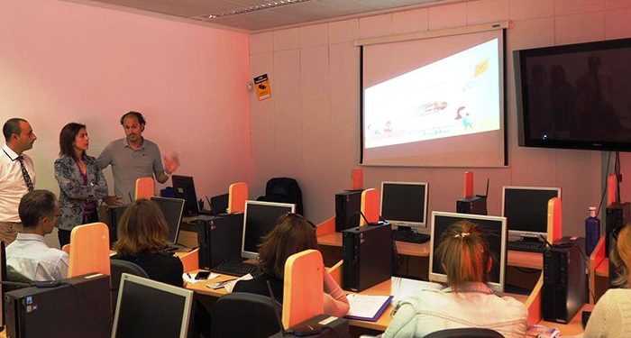 Luz Moya incrementará la partida destinada al inmediato mantenimiento de los colegios públicos de titularidad municipal