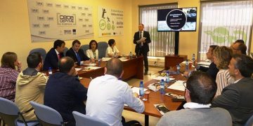 Luz Moya promoverá la búsqueda activa de empresas que se instalen en Cuenca