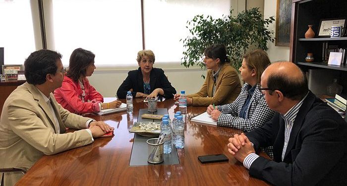 Luz Moya quiere contar con las universidades para potenciar Cuenca como Destino para el Turismo Idiomático