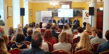 Mariscal destaca ante agentes de viaje y medios de comunicación de Moscú la excelencia de Cuenca