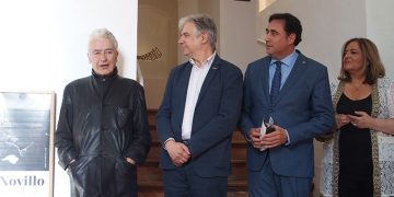 Mariscal inaugura ‘Primeros 60 años de Arte y Diseño’ con la presencia de Cruz Novillo en Casa Zavala