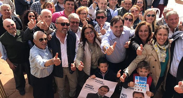 Núñez anuncia en Villamayor de Santiago que una parte del Programa de Desarrollo Rural irá destinada a hacer llegar a las zonas rurales de la región la conexión a Internet