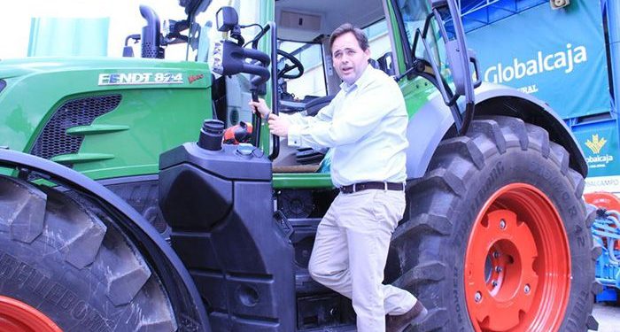 Núñez resalta la importancia de ir de la mano de nuestros agricultores y ganaderos para mejorar la comercialización de sus productos