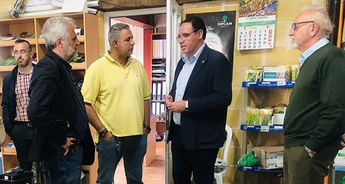 Prieto aboga por la mejora de infraestructuras viarias como medio para vertebrar la provincia