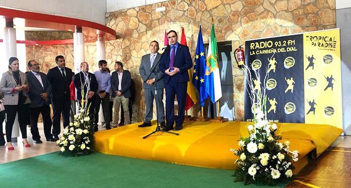 Prieto insiste en la importancia del papel de las cooperativas agroalimentarias en el desarrollo del territorio