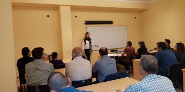 Una treintena de empresas asisten a la jornada de protección de datos celebrada en Iniesta