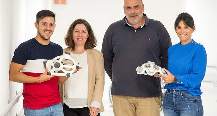 Un ‘neurocasco’ ideado en el Hospital de Parapléjicos permite simplificar la estimulación cerebral para tratar enfermedades neurológicas