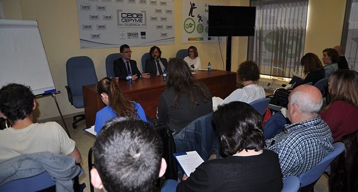 Una treintena de empresarios se forman en protección de datos en la sede de CEOE-Cepyme Cuenca