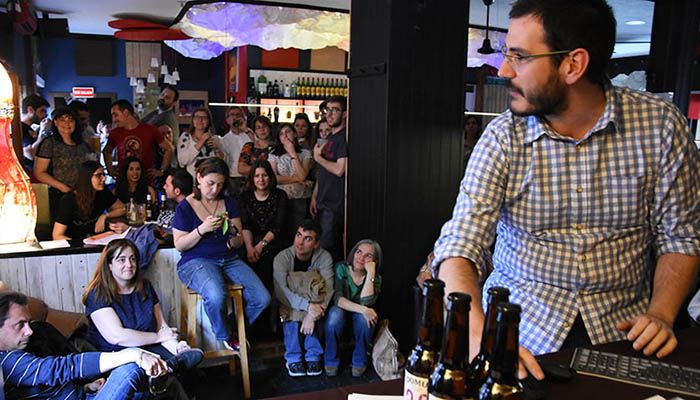 Veinticinco investigadores de la UCLM llevarán la divulgación a los bares de Castilla-La Mancha durante el festival Pint Of Science