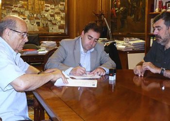 Diputación de Cuenca cede la colección de telefonía de Francisco Page a la Escuela Politécnica para su exposición permanente