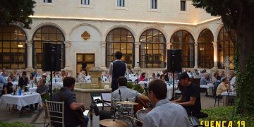 Estival Gastronómico llena de buen gusto y música el Claustro del Parador de Cuenca