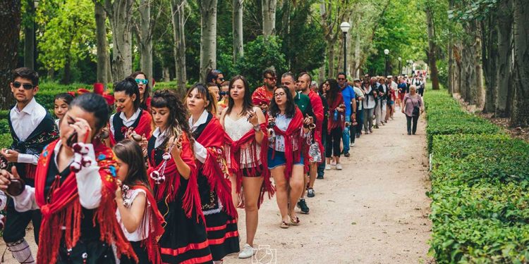 Fiestas de Santa Quiteria: Domingo 2: Al son de la gaitilla y tamboril