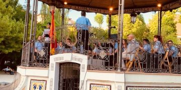 Gran éxito de público en el concierto de música militar ofrecido por la banda municipal de música de Cuenca en el Día de las Fuerzas Armadas