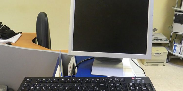 La patronal conquense defiende la importancia de reducir la brecha digital