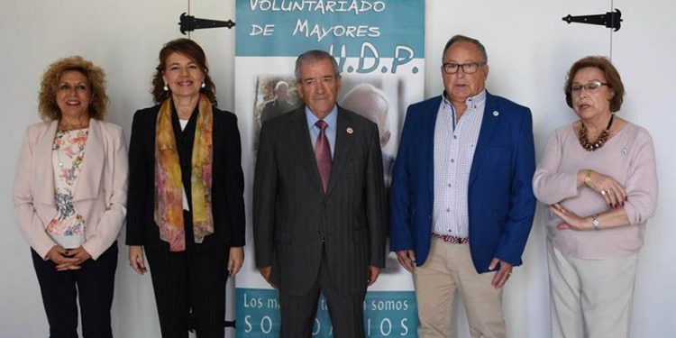 Las actividades de fomento del buen trato, puestas en marcha por el Gobierno regional, llegarán a más de 1.500 personas mayores de unos 100 municipios en 2019