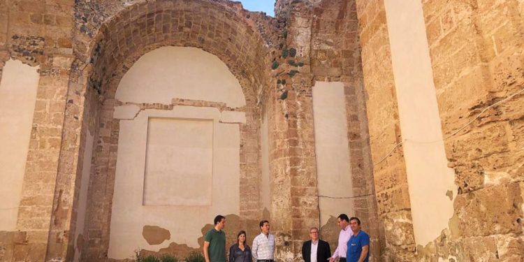 Prieto muestra su satisfacción por el inminente inicio de las obras en la iglesia del Convento de Concepcionistas de Moya