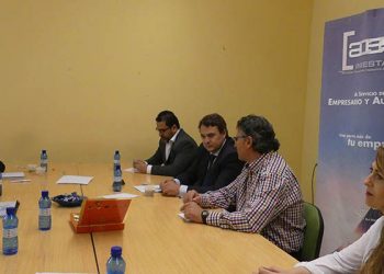 ACEM y CEOE Cepyme Cuenca colaborarán en la realización de jornadas para atender a los distintos sectores