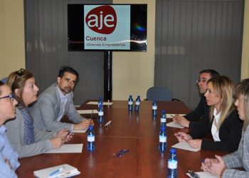 AJE Cuenca comenta la conveniencia de trasladar a los jóvenes con estudios superiores al emprendimiento